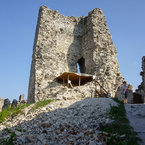 Veža hradu Tematín.