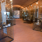 Exponáty v múzeu, v spodnej časti hradu
