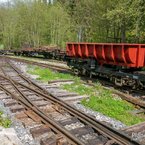 Časť historickej železničnej trate v lesníckom skanzene vo Vydrove.
