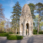 Gotická veža v Sade Janka Kráľa