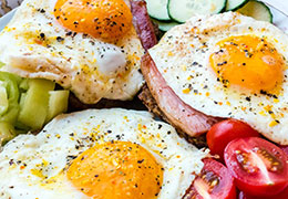 Kuchyňa a gastronómia - vajíčko so slaninou :)