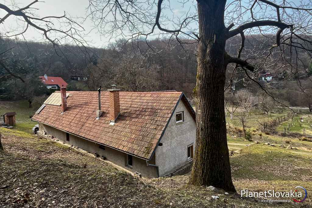 Žltá cyklotrasa vás zo Slnečného údolia zavedie i do rekreačnej oblasti Reisinger.