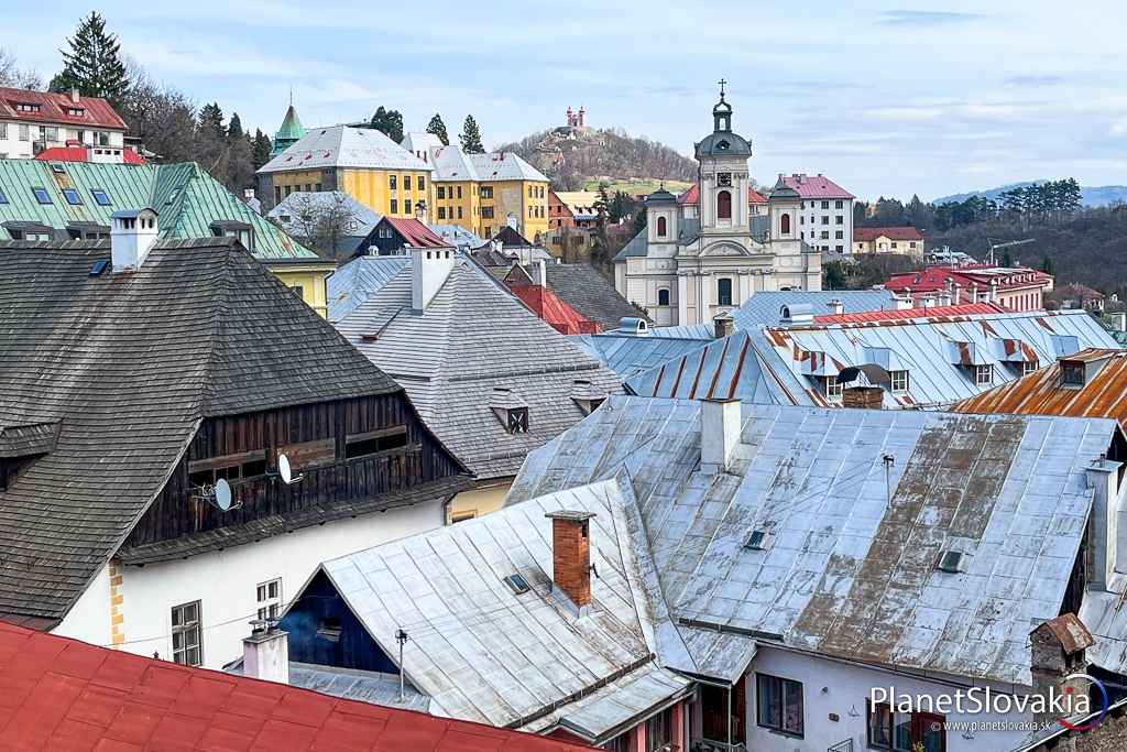 Zastávka v Banskej Štiavnici počas prechodu Veľkého hodrušského okruhu je menšou zachádzkou.