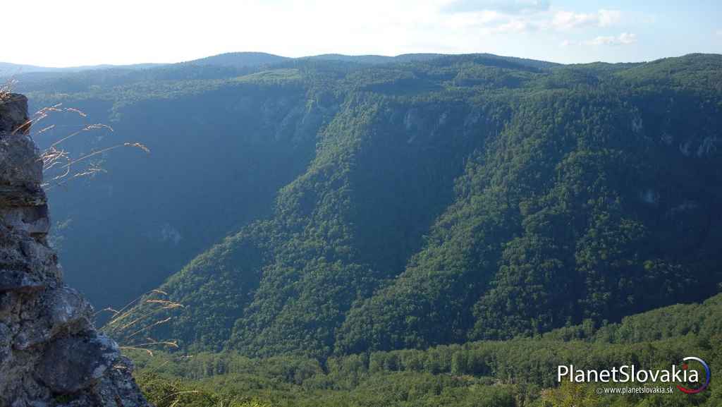Muránska planina, Muránsky hrad - okraj planiny, Poludnica, Kľak.