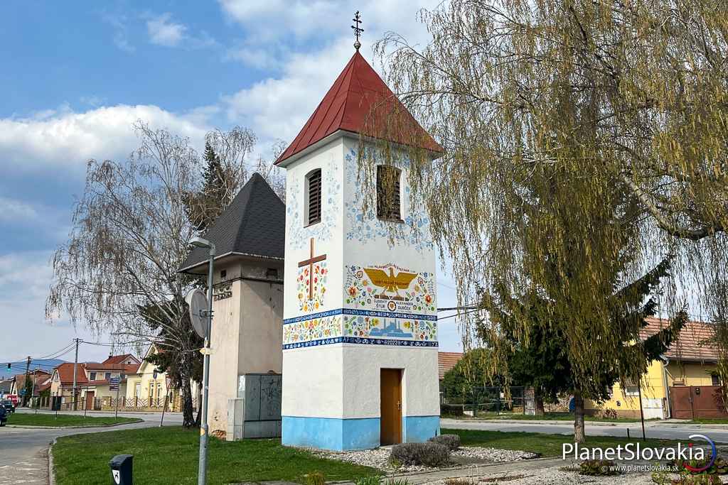 Evanjelická zvonica vo Viničnom je autentickou pamiatkou vinárskeho regiónu na juhu Malých Karpát.