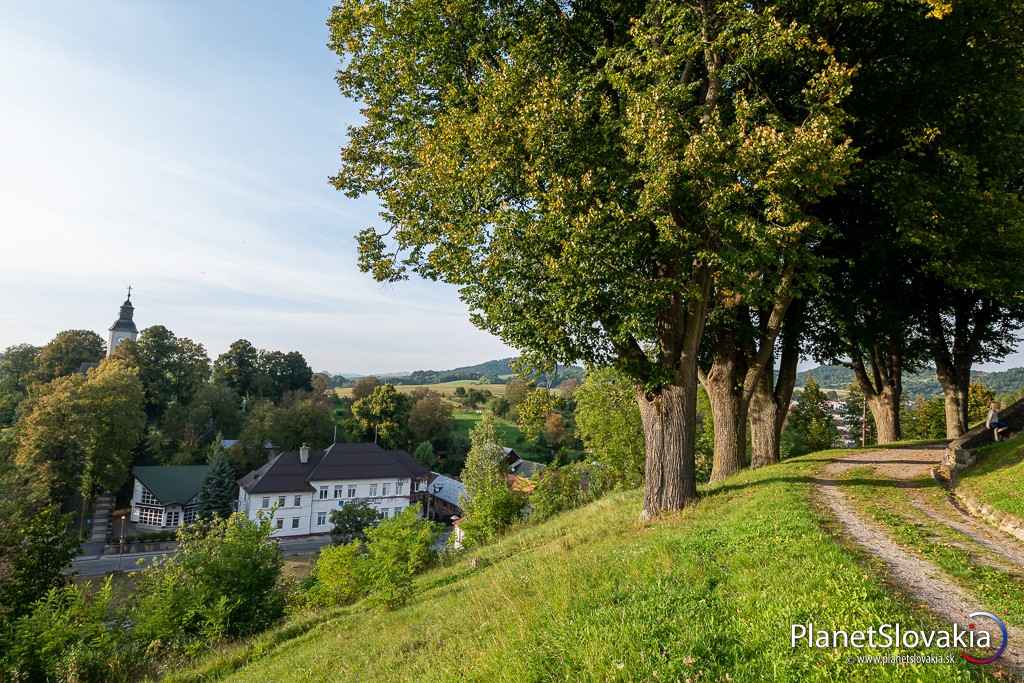 Výhľady od Kostola sv. Františka v Ponikách.
