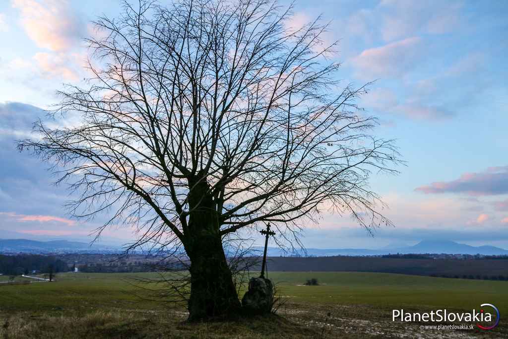 Cestou na hrad sa vám naskytnú rôzne zaujímavé pohľady.