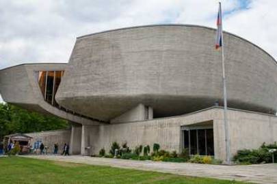 Pamätník a Múzeum SNP v Banskej Bystrici