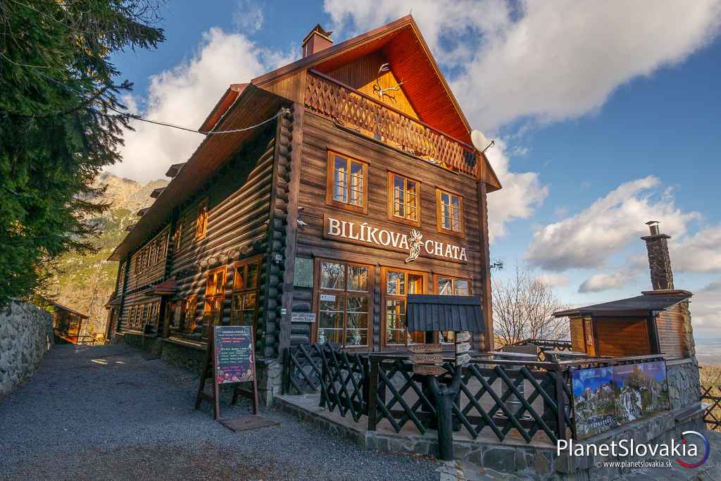 Bilíkova chata. Vysokohorský hotel s občerstvením a možnosťou prespatia len pár minút chôdze od Hrebienka.