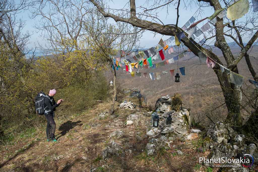 Na pietnom mieste Vlada Plulíka. Ďalšia zo zaujímavostí Krahulčích vrchov